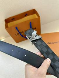 Picture of Louis Vuitton Belts _SKUfw129927376fw